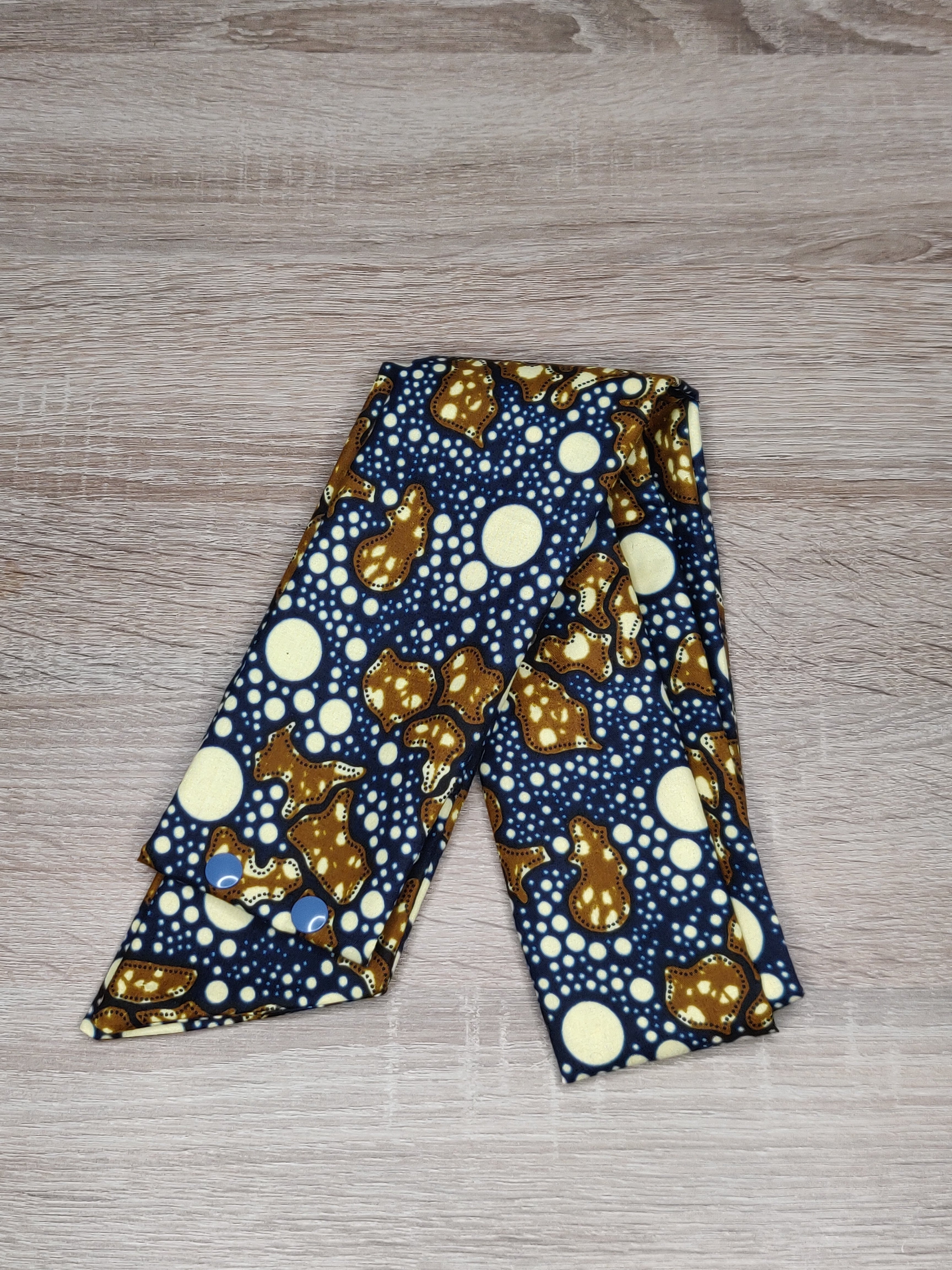 Bande foulard pour bonnet