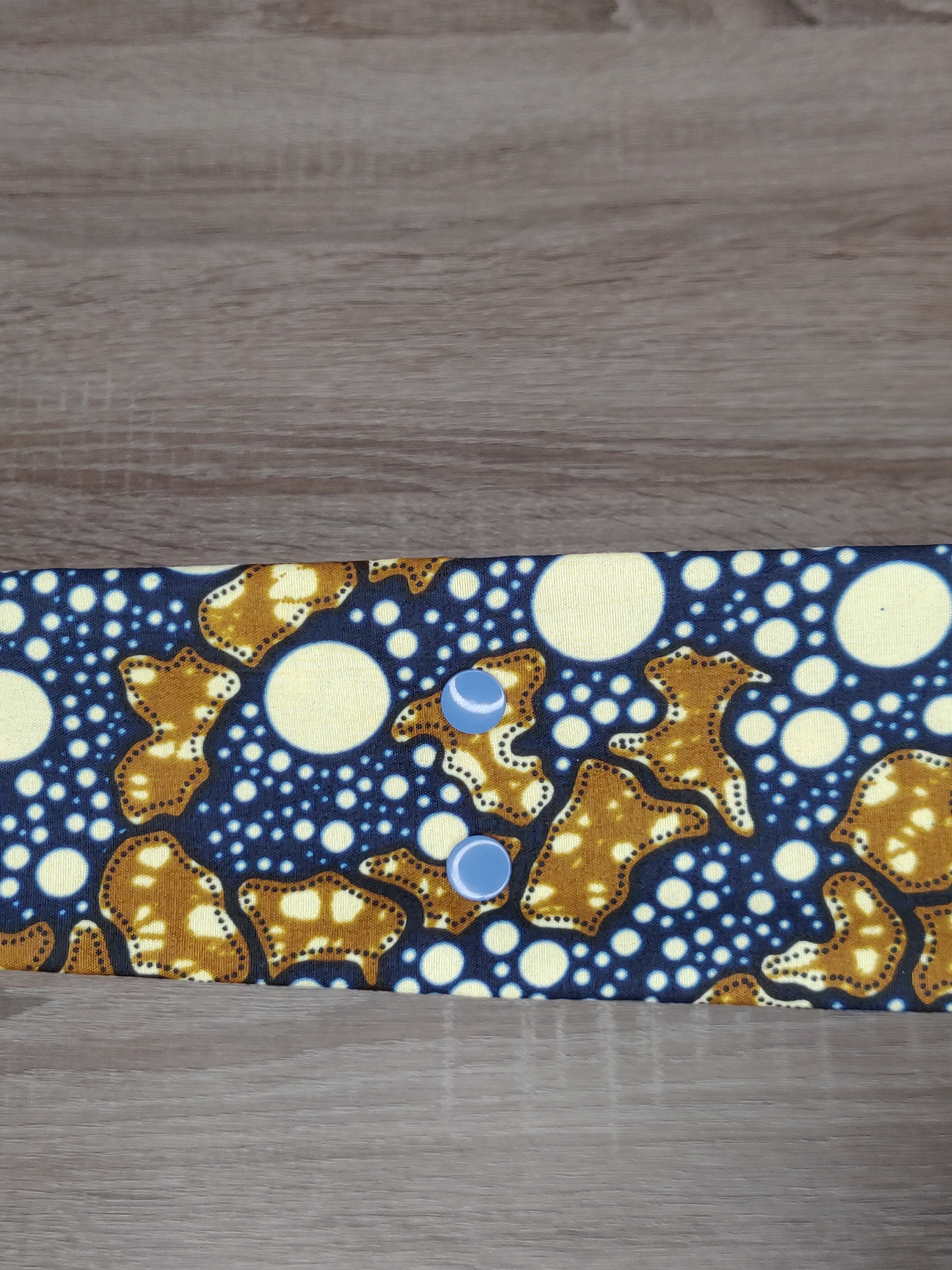 Bande foulard pour bonnet