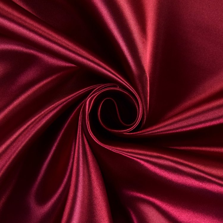 Taie d'oreiller satin bordeaux